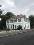 (keine Beschreibung) (keine Beschreibung)